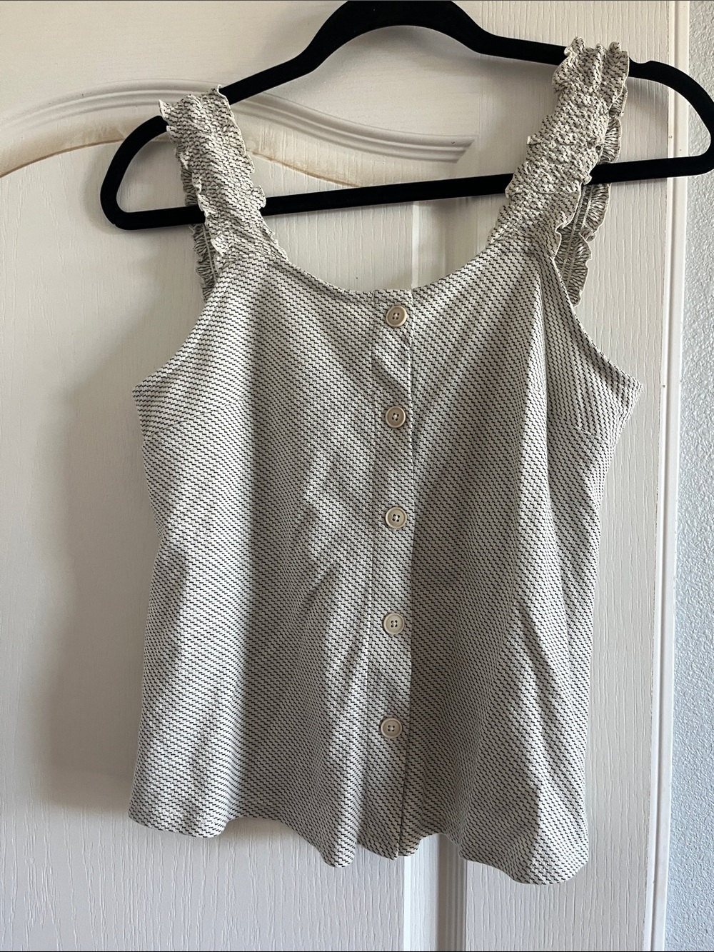Ana Smocked Strap Button-Front Women's Tank Top - Cream/Grey